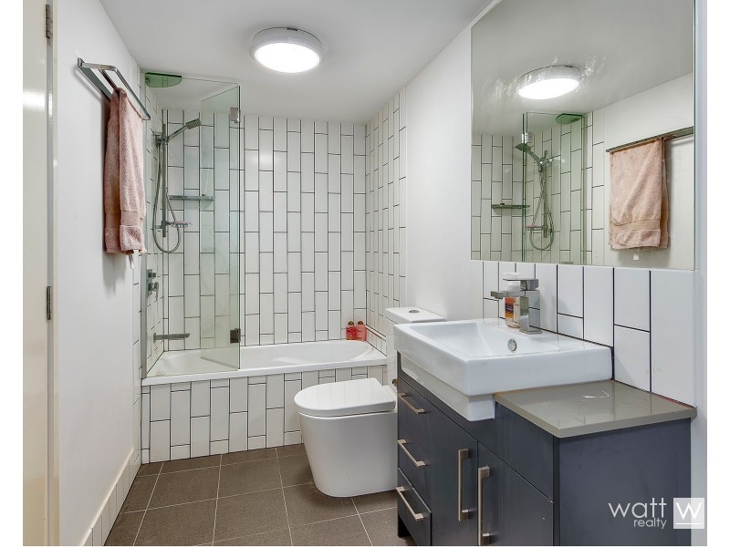 204/39 Thomas Street, Chermside QLD 4032