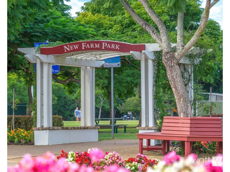 2/116 Merthyr Road, New Farm QLD 4005