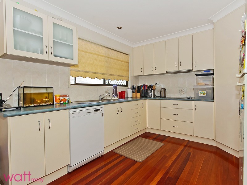 27 Chivalry Street, Bray Park QLD 4500