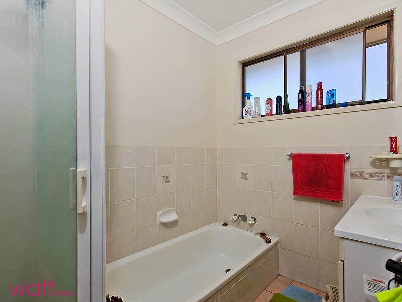 27 Chivalry Street, Bray Park QLD 4500