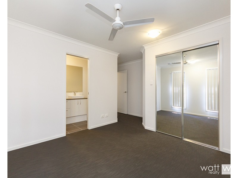 3 Charlie Street, Zillmere QLD 4034
