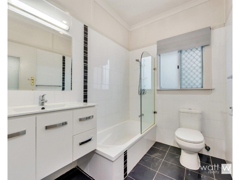 15 Dunsford Road, Zillmere QLD 4034