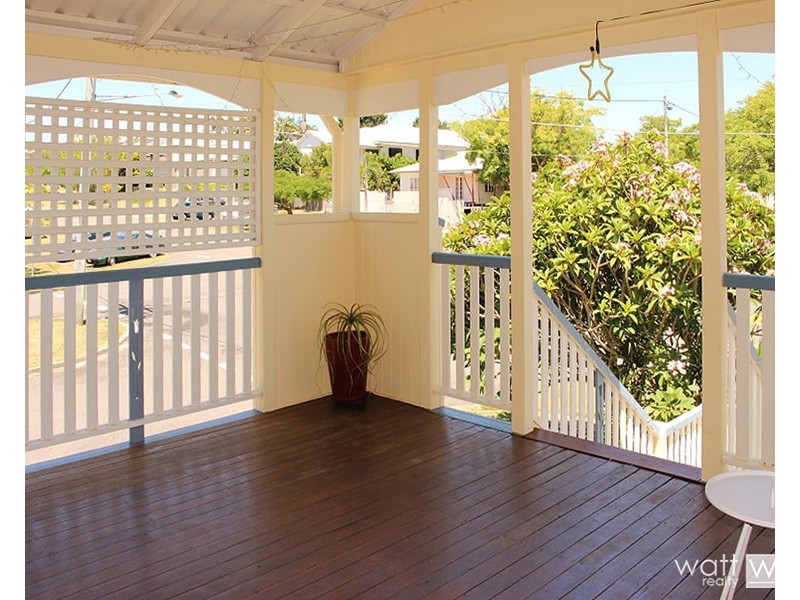 58 Cotton Street, Shorncliffe QLD 4017