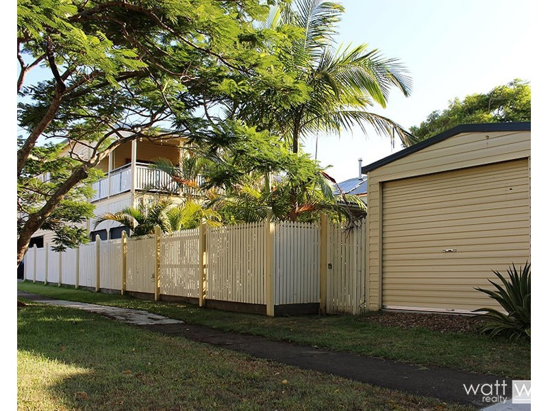 58 Cotton Street, Shorncliffe QLD 4017