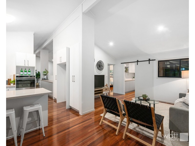 15 Ashley Road, Chermside West QLD 4032