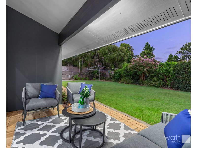 15 Ashley Road, Chermside West QLD 4032