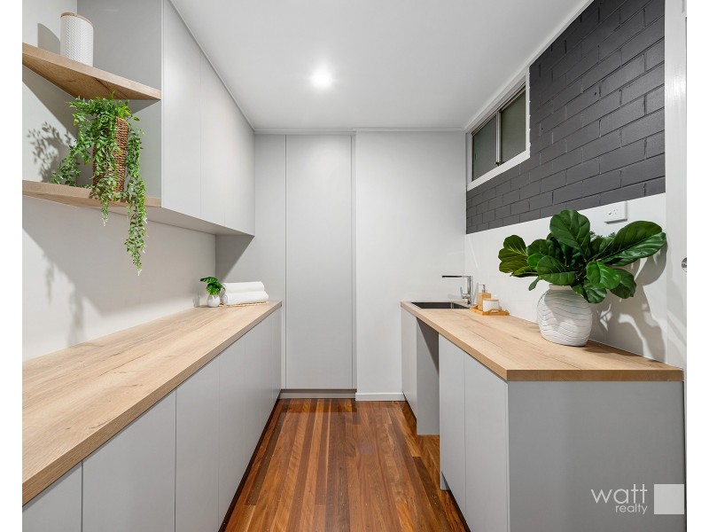 15 Ashley Road, Chermside West QLD 4032