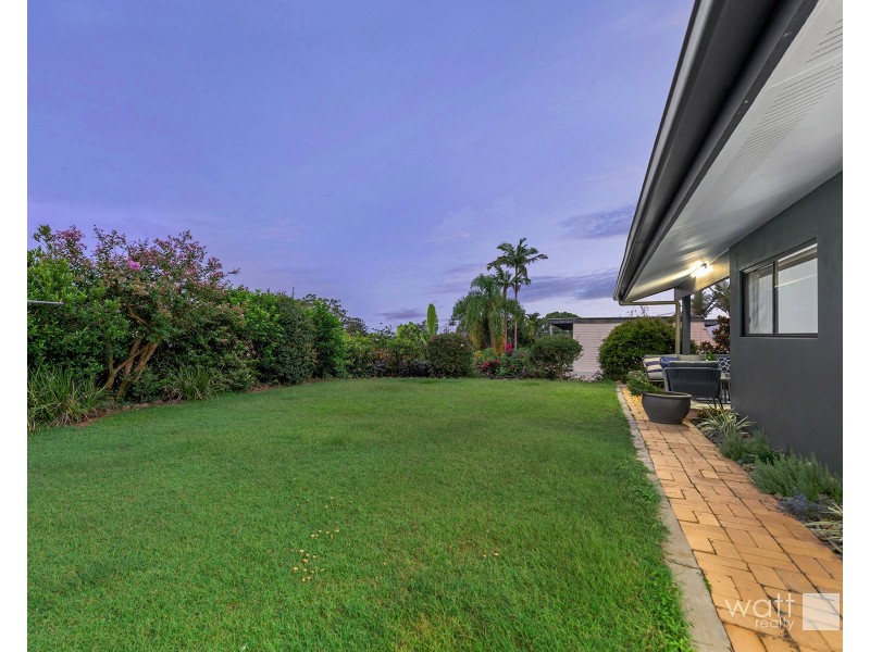 15 Ashley Road, Chermside West QLD 4032