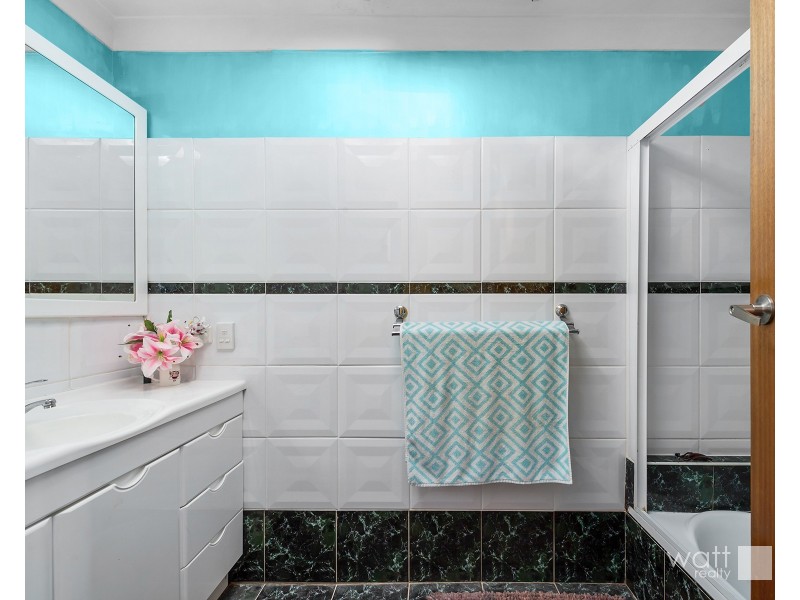 33 Warrimoo Street, Bracken Ridge QLD 4017