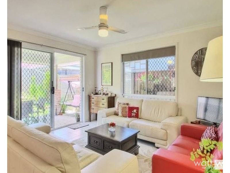 8 Diamantina Crescent, Fitzgibbon QLD 4018