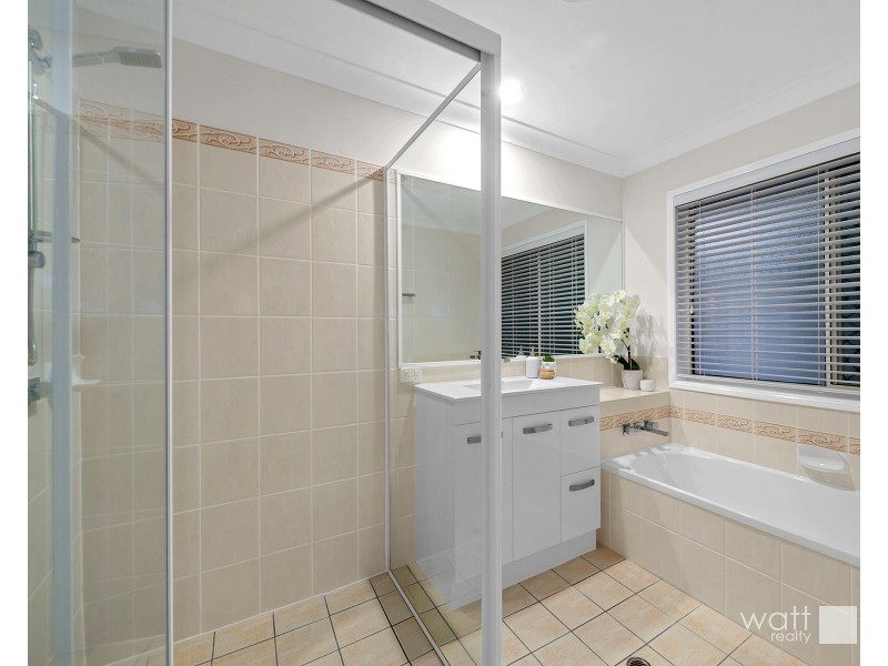 74 Cressbrook Drive, Albany Creek QLD 4035