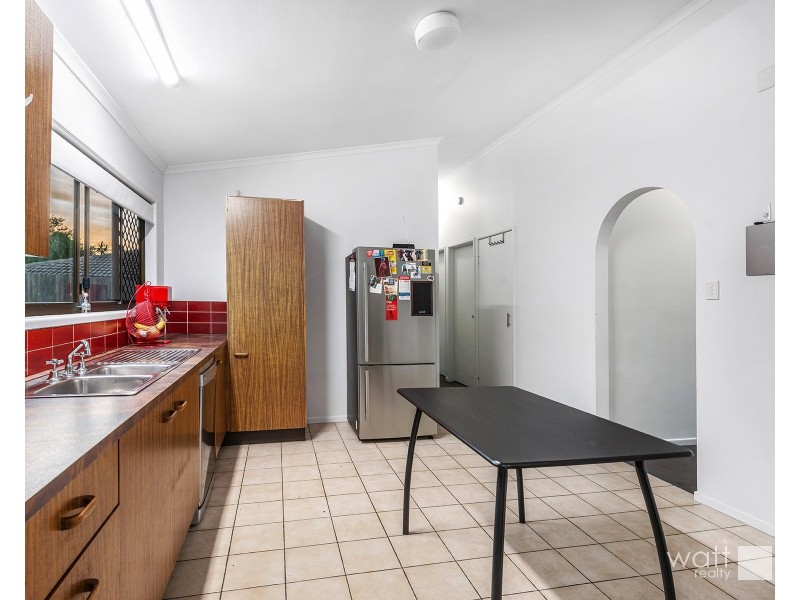 745 South Pine Road (Service Road), Albany Creek QLD 4035