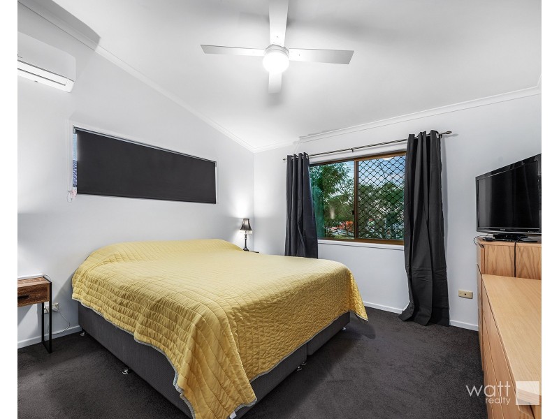 745 South Pine Road (Service Road), Albany Creek QLD 4035