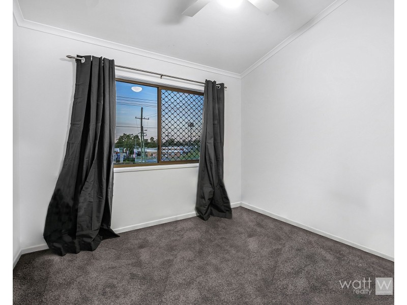 745 South Pine Road (Service Road), Albany Creek QLD 4035