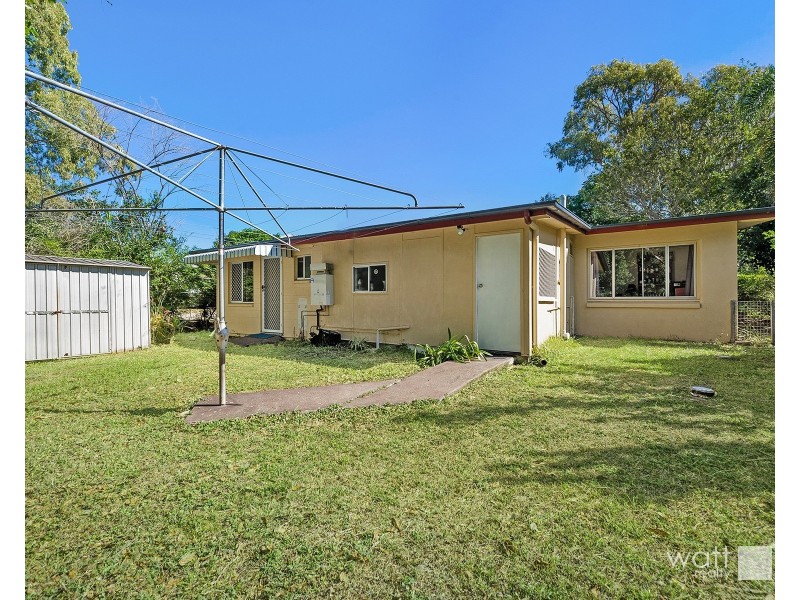 35 Gowen Street, Shorncliffe QLD 4017