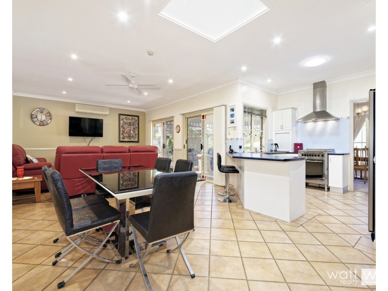 18 Whipbird Place, Aspley QLD 4034