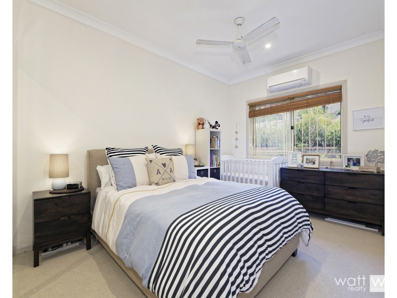 18 Whipbird Place, Aspley QLD 4034