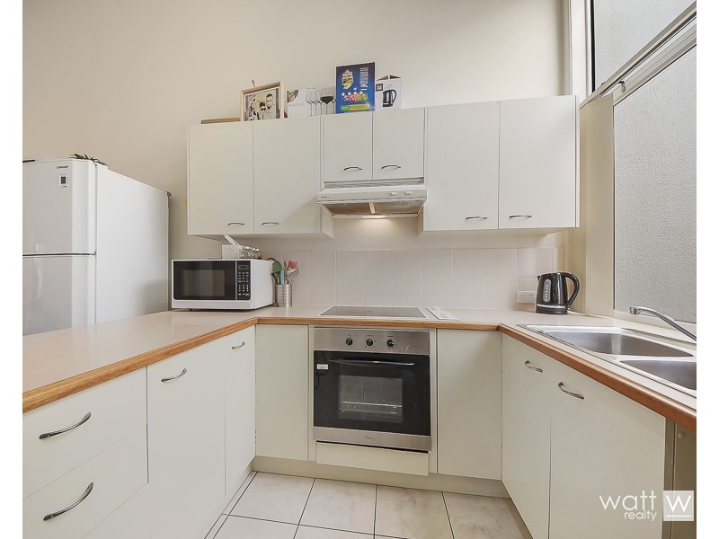 15/16 Stay Place, Carseldine QLD 4034