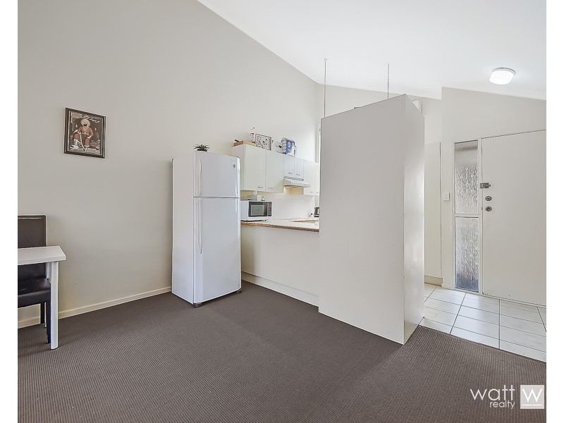 15/16 Stay Place, Carseldine QLD 4034
