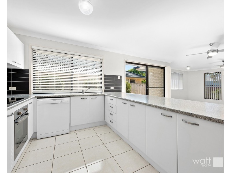 66 Petrie Crescent, Aspley QLD 4034