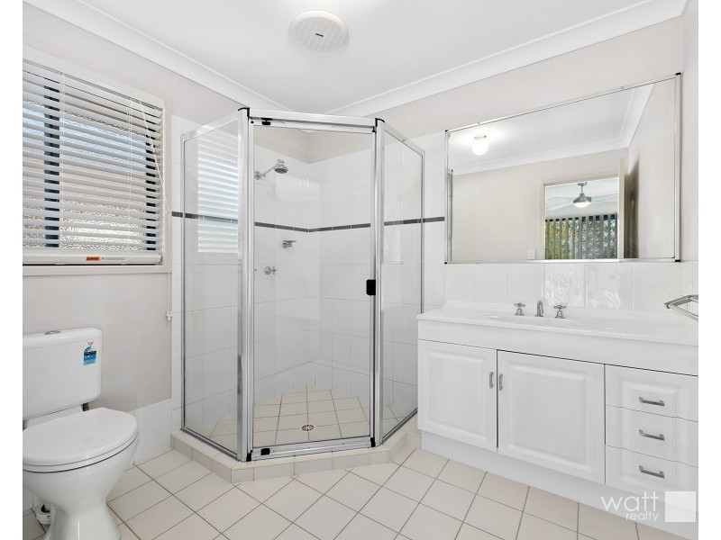 66 Petrie Crescent, Aspley QLD 4034