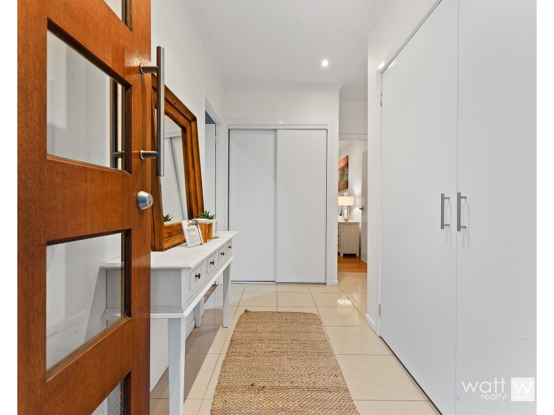 3 Coolabah Crescent, Bridgeman Downs QLD 4035