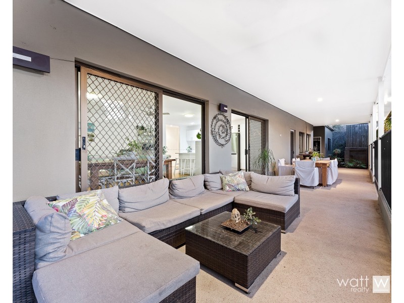 3 Coolabah Crescent, Bridgeman Downs QLD 4035