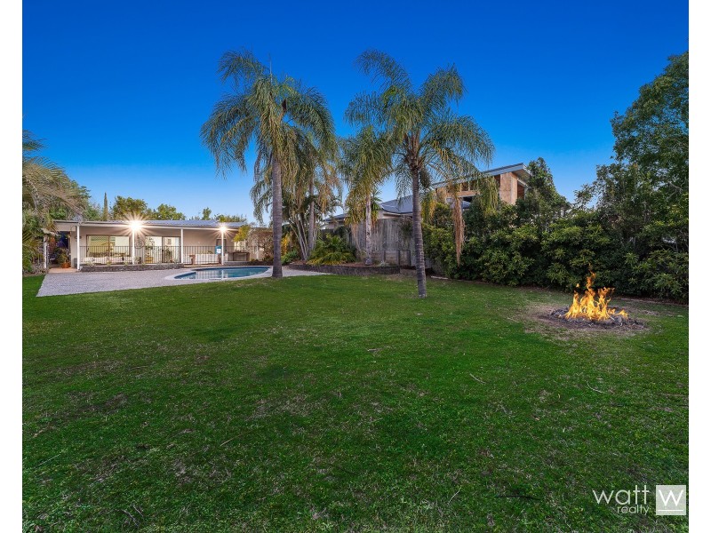 3 Coolabah Crescent, Bridgeman Downs QLD 4035