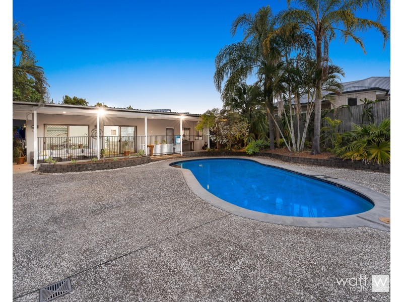 3 Coolabah Crescent, Bridgeman Downs QLD 4035