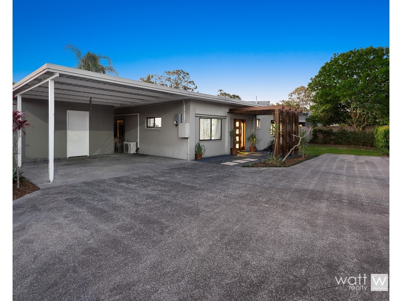 3 Coolabah Crescent, Bridgeman Downs QLD 4035