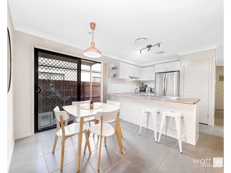 12 Gabrielle Court, Kallangur QLD 4503