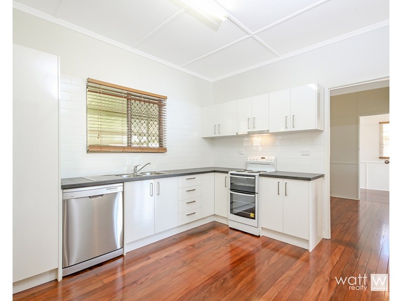 31 Enoch Street, Clontarf QLD 4019