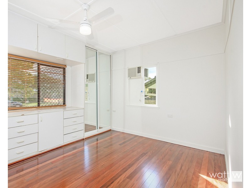 31 Enoch Street, Clontarf QLD 4019