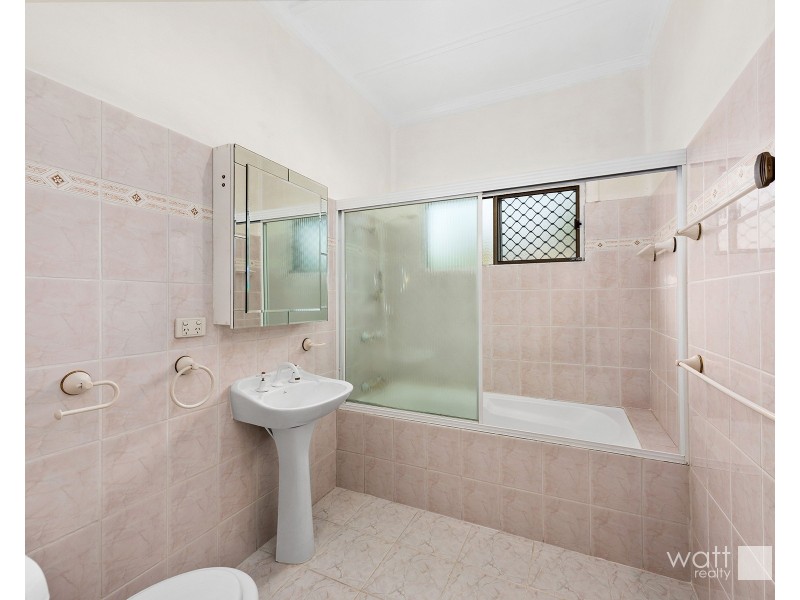 16 Kirby Road, Aspley QLD 4034