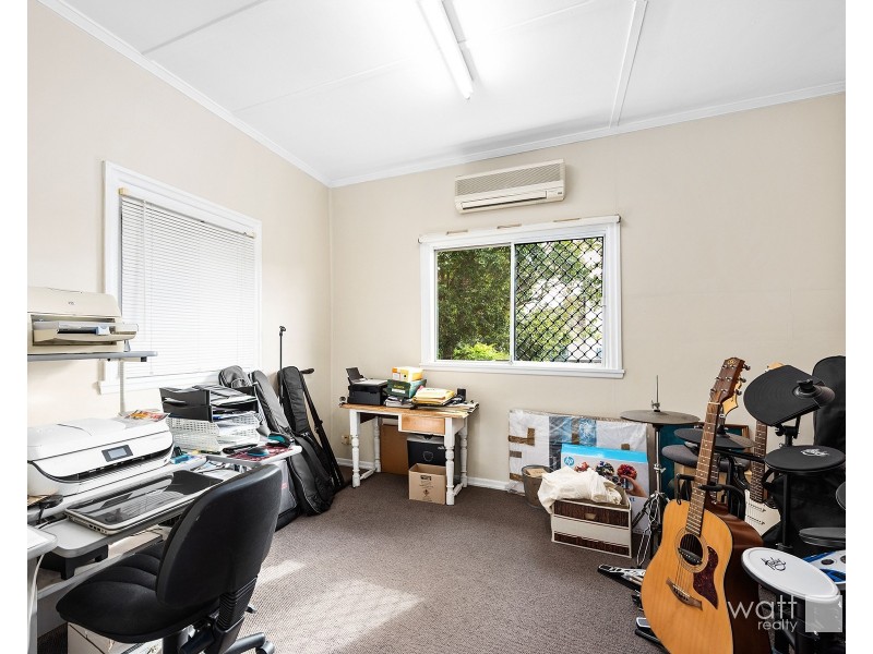 16 Kirby Road, Aspley QLD 4034