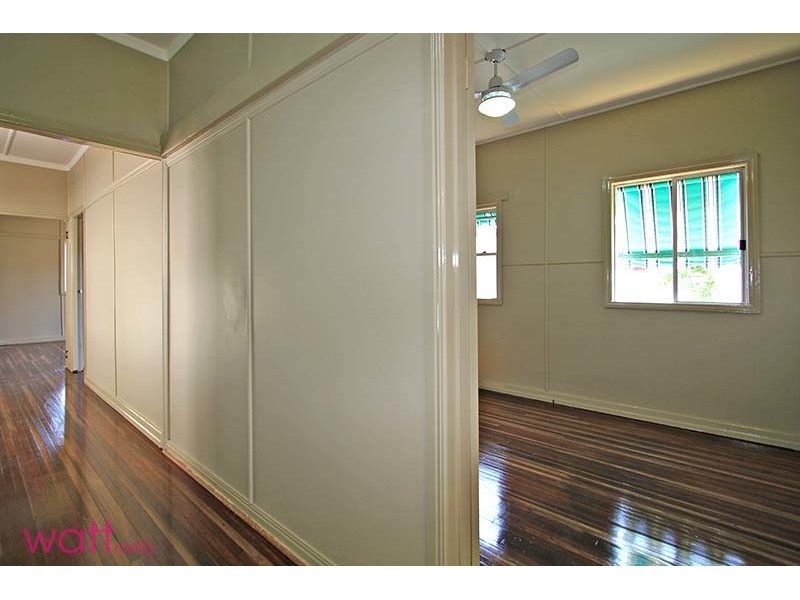 7 Inglis Street, Woody Point QLD 4019
