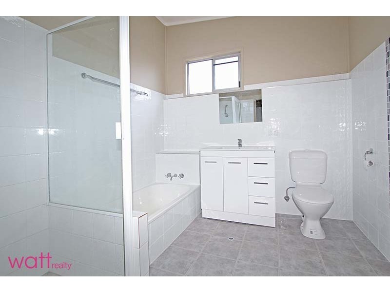 7 Inglis Street, Woody Point QLD 4019