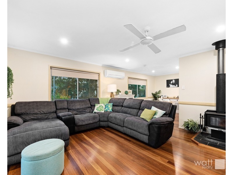 12 Stephen Street, Albany Creek QLD 4035