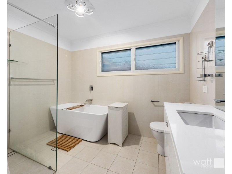 12 Stephen Street, Albany Creek QLD 4035