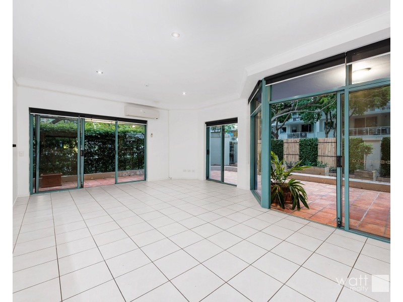 4/10 Goodwin Street, Kangaroo Point QLD 4169