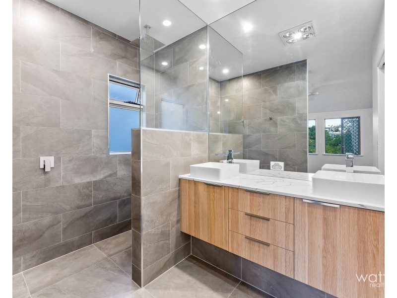 38 Crowley Street, Zillmere QLD 4034