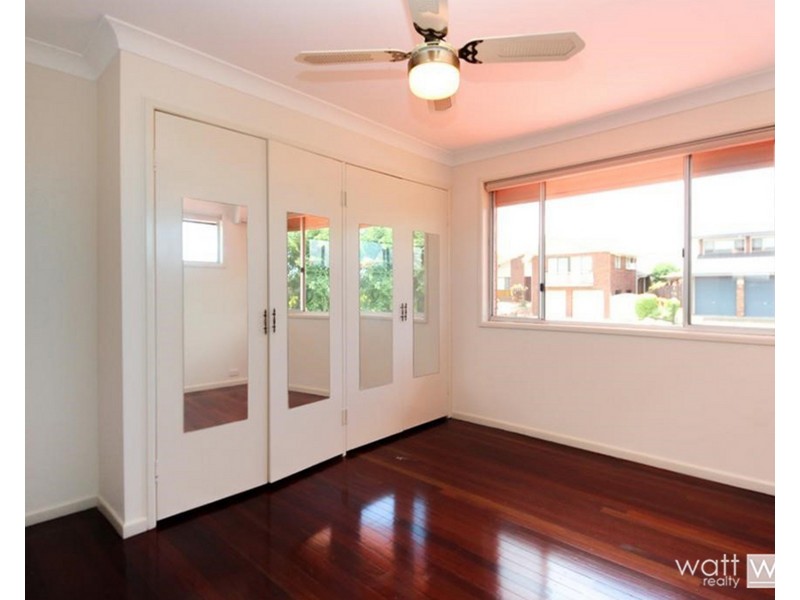 14 Hagman Street, Stafford Heights QLD 4053