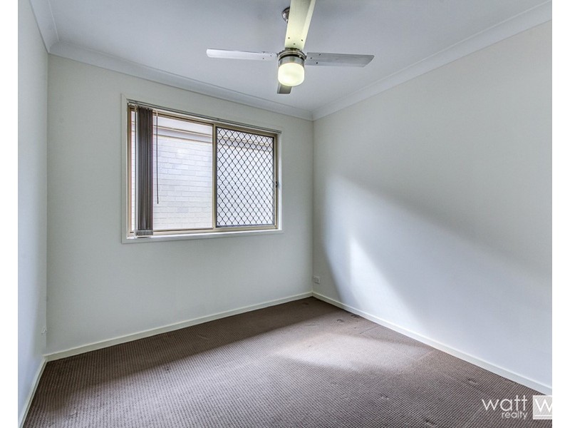 22 Hinchinbrook Avenue, Fitzgibbon QLD 4018