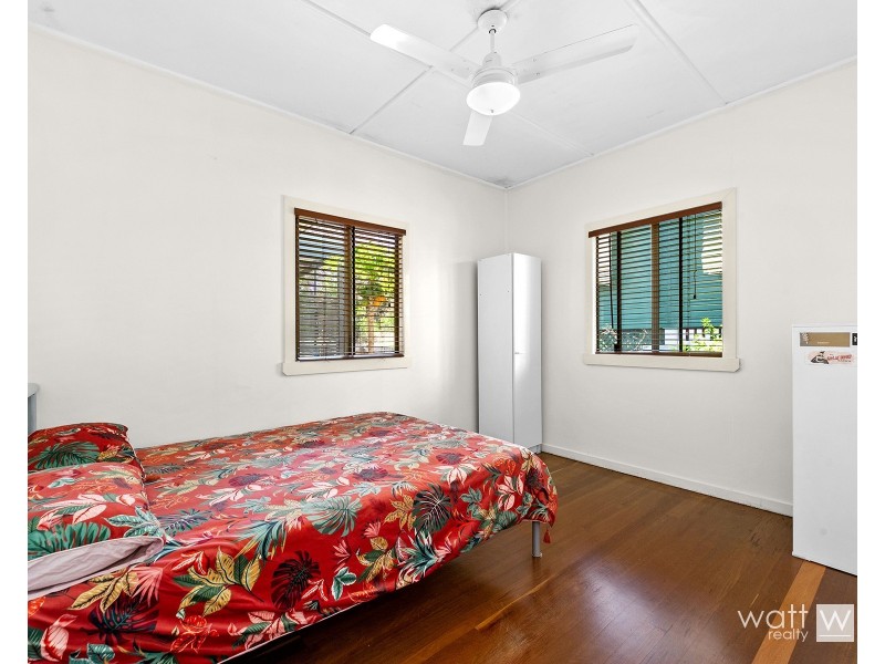 10 Lanercost Street, Geebung QLD 4034