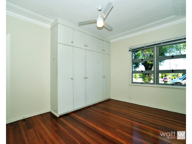 16 Carnot Street, Wavell Heights QLD 4012