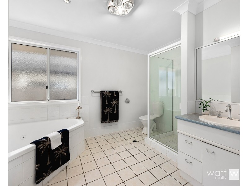 Bridgeman Downs QLD 4035