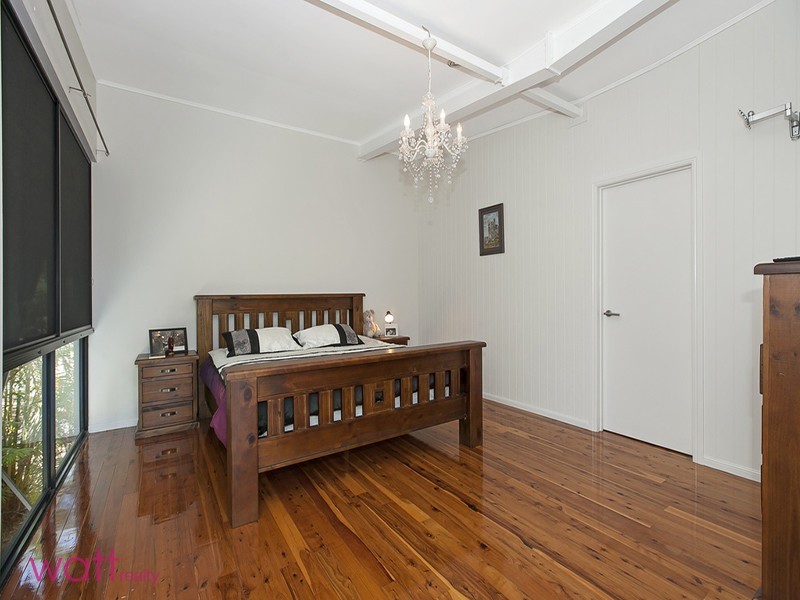 Eatons Hill QLD 4037