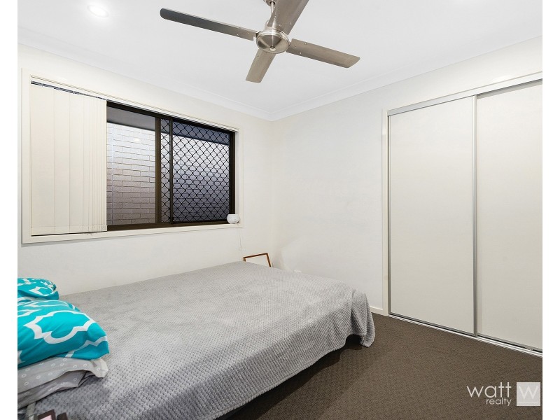 62 Somerset Drive, Carseldine QLD 4034