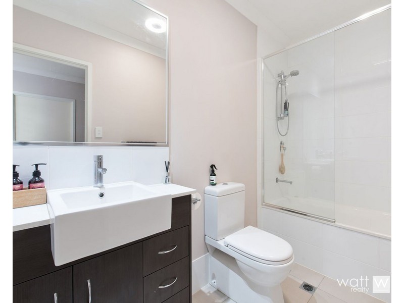 27/397 Trouts Road, Chermside West QLD 4032