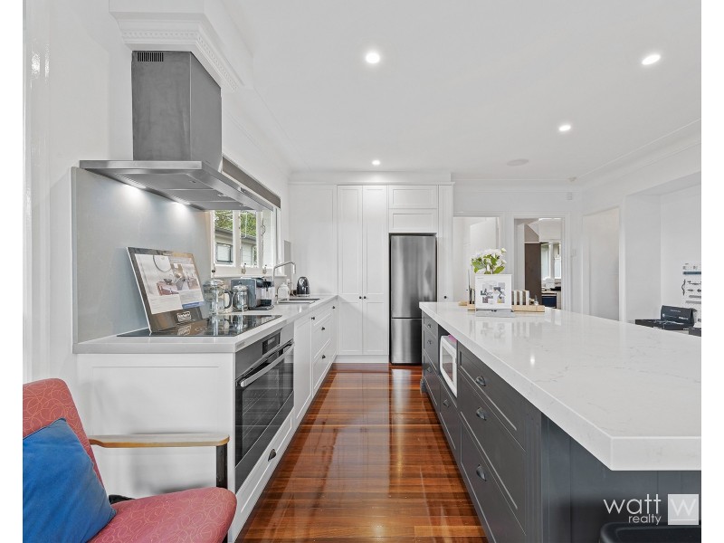 1 Navua Avenue, Aspley QLD 4034